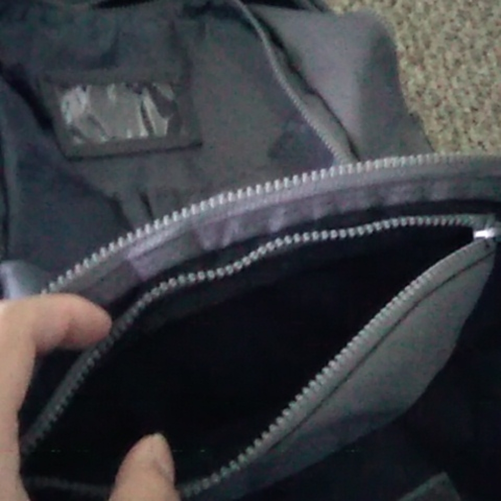 Backpack - Picture 8 of 9